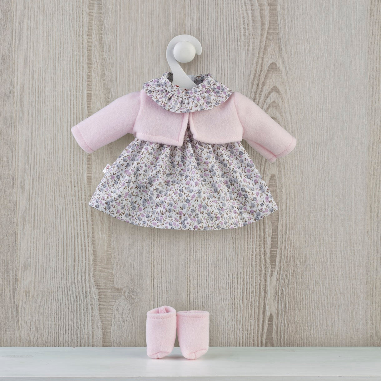 Vestido Guille Flores Grises Chaqueta Rosa